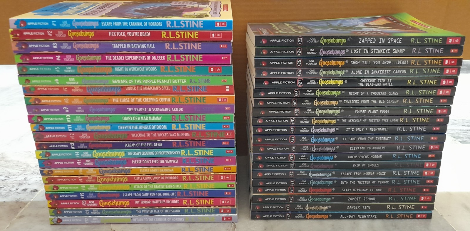 Give Yourself Goosebumps (#01-#42) Complete 42 Books Set, Reprint Ed, R.L. Stine