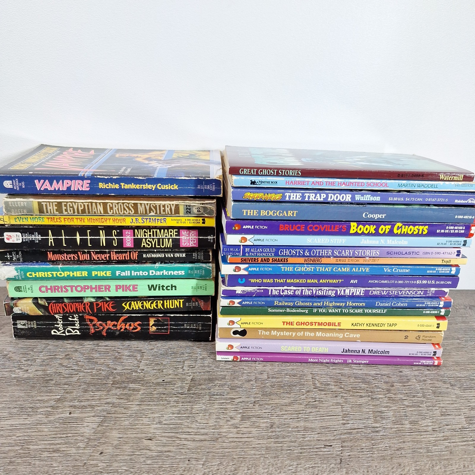 Lot of 26 YA Horror Paperbacks Pike & Others