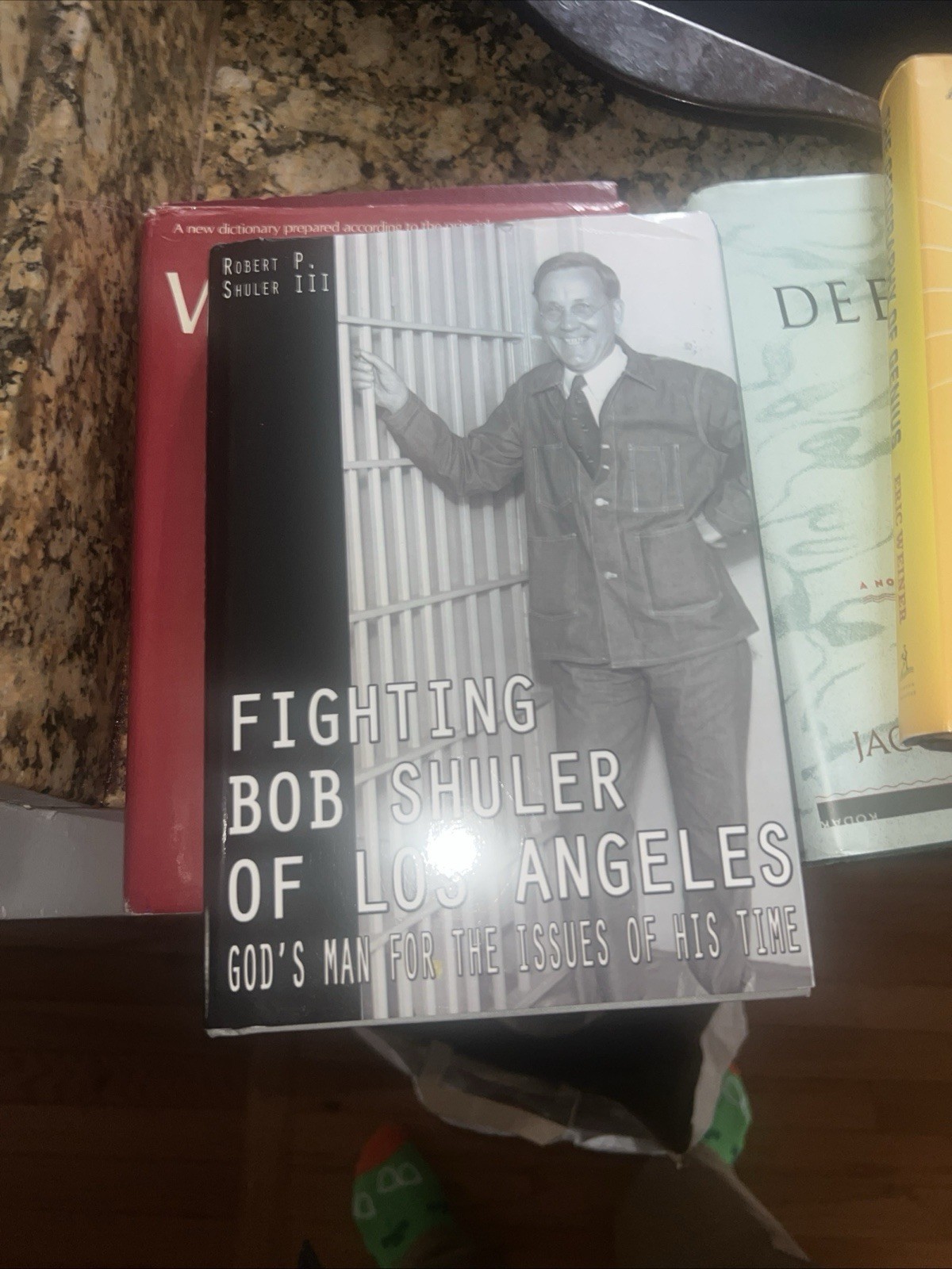 Fighting Bob Shuler of Los Angeles, Hard Cover. S9