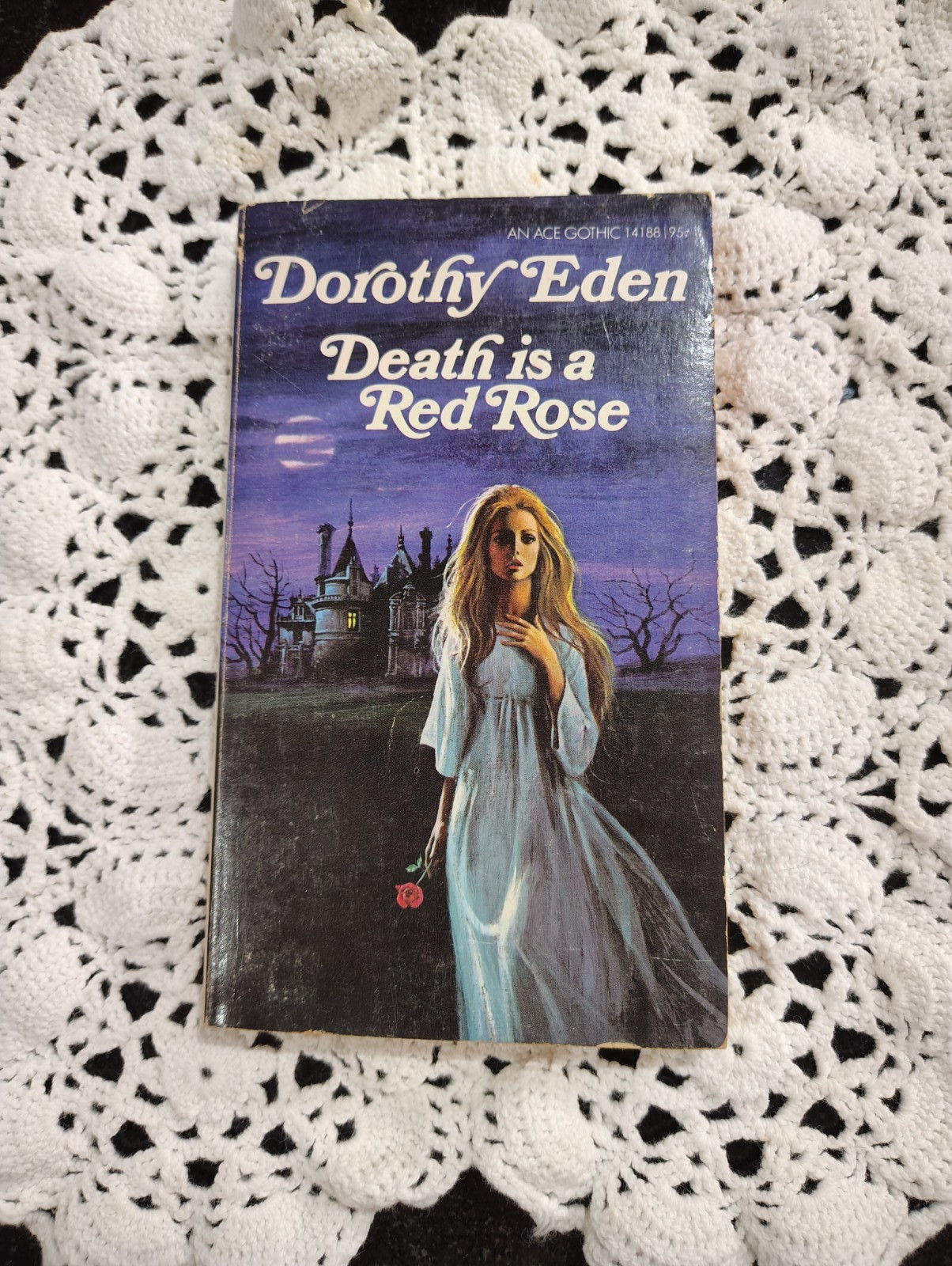 Death is a red rose Dorothy Eden vintage Ace Gothic pb 1970