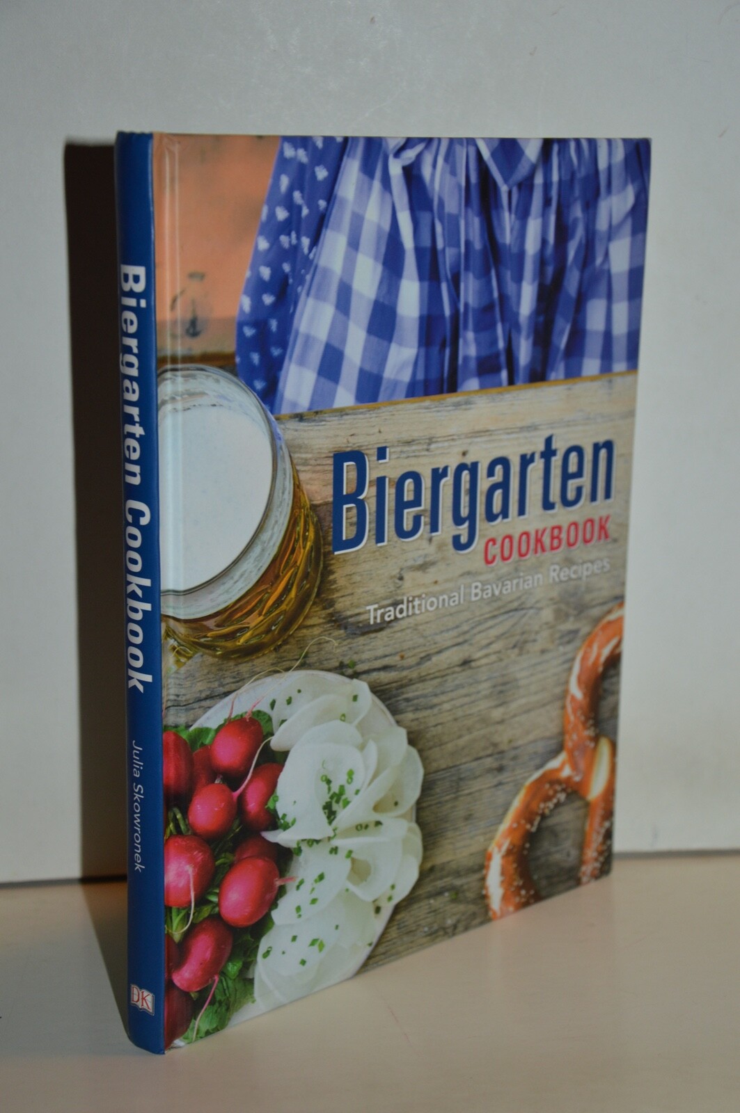 Biergarten Cookbook : Traditional Bavarian Recipes by Julia Skowronek (2015, HC)